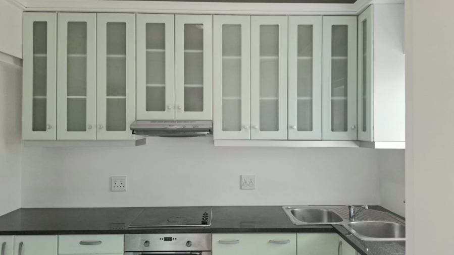 To Let 2 Bedroom Property for Rent in Sea Point Western Cape